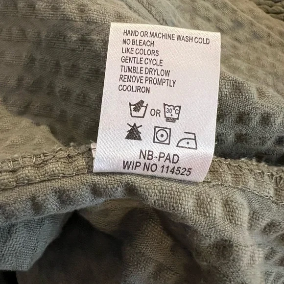 Woolrich Women’s 100% Cotton Olive Green Corduroy Ribbed Zip Up Jacket w/Pockets - Picture 12 of 12